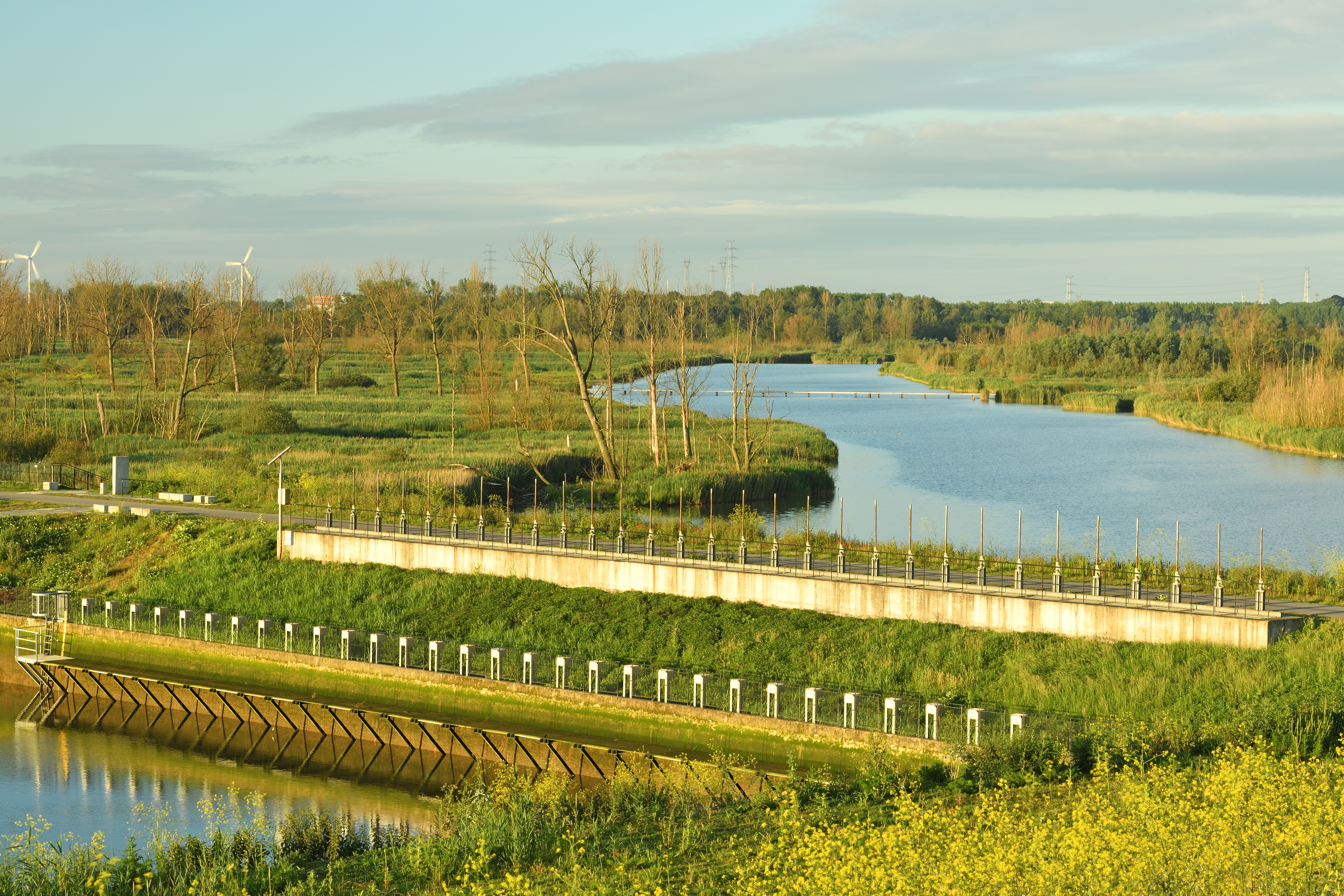 Zicht op sluis Polders van Kruibeke