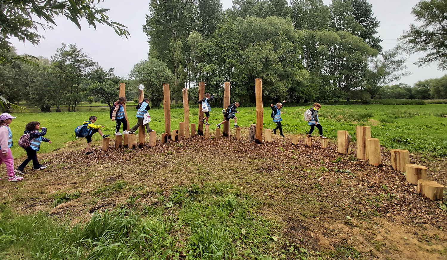 Kinderen op stappalen
