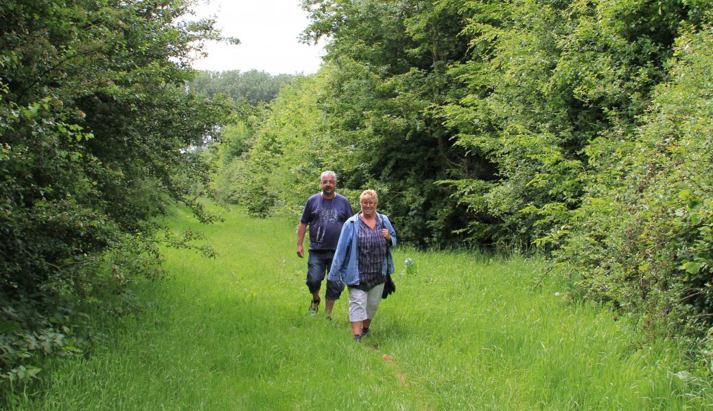 2 wandelaars in Eversambos