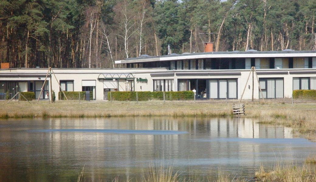 zicht op bezoekerscentrum De Watersnip